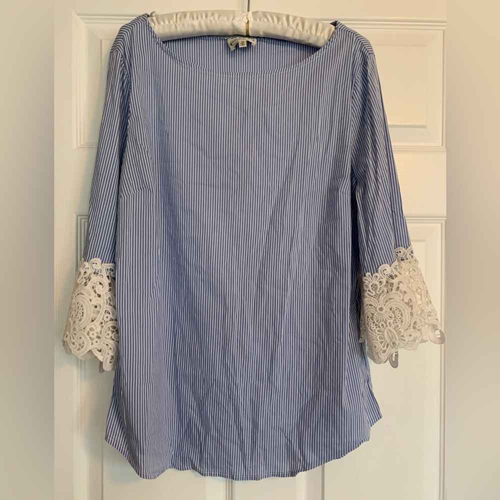 GUC Grand & Greene pinstriped bell sleeve blouse size medium